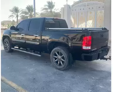 مستعملة GMC Sierra للبيع في الدوحة #5691 - 1  صورة 